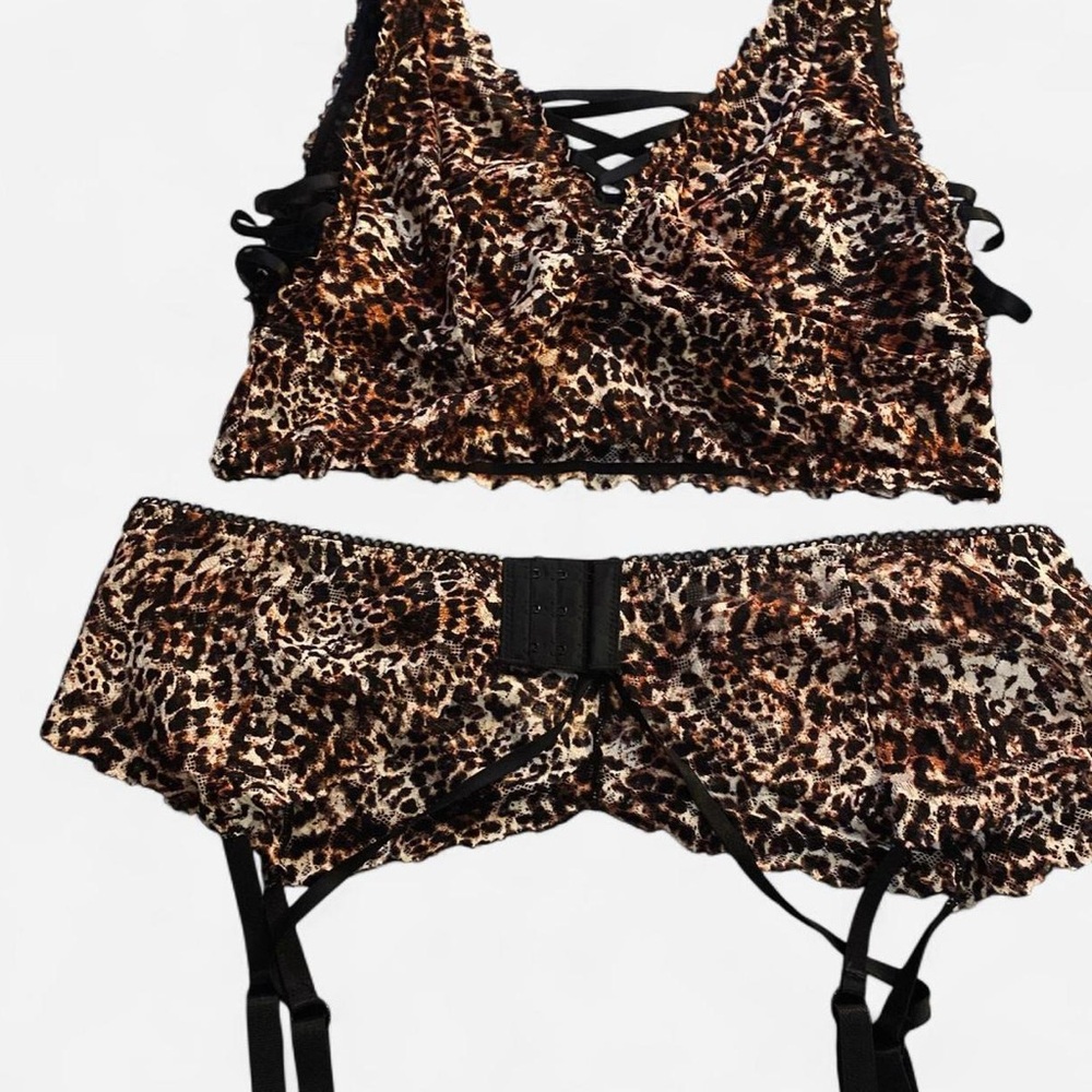 Torrid Cheetah Print Bralette with Garter belt